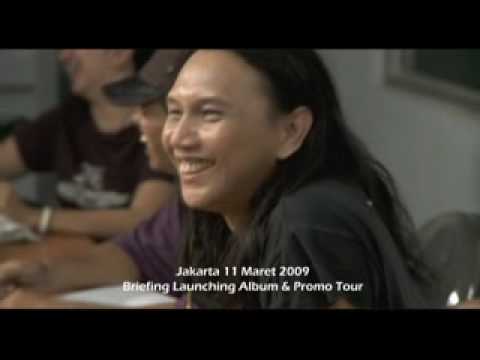 Download Lagu Boomerang Kemarin Saat Ini Esok Selamanya Mp3 Gratis