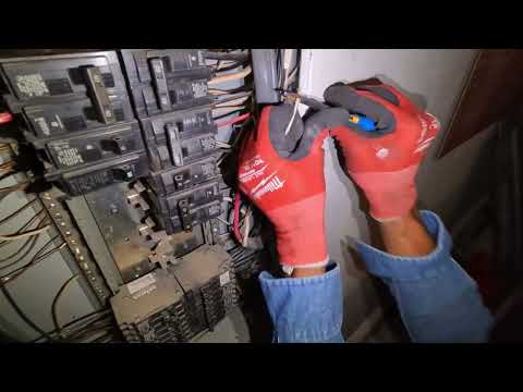 Electrician Troubleshoot Kitchen Outlets Not Working