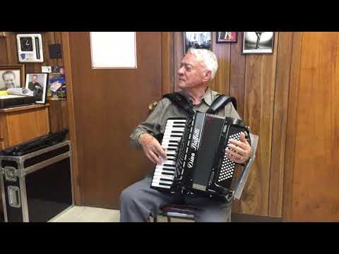 Unocchio Di Vetro (Dino Baffeti Studio II 34/96 bass)