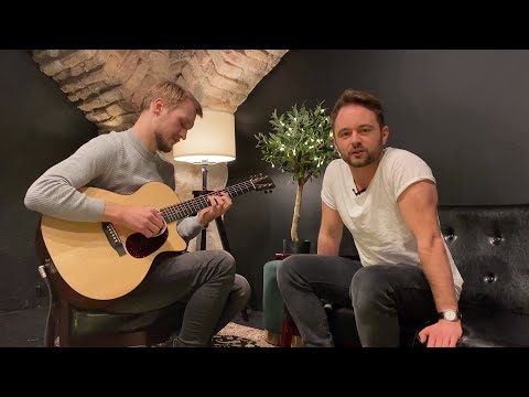 Muzika valdo Kalėdas: Dominykas Vaitiekūnas dovanoja savo Kalėdinę dainą