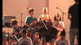 preview picture of video 'Dezenas de jovens músicos actuaram no Exposalão Sernancelhe'