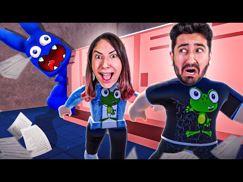 FICAMOS PRESOS NA ESCOLA DO BANGUELA AZUL no Mo’s Academy Roblox