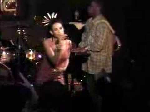 Goapele - Closer - Live in Detroit