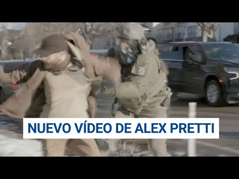 Un NUEVO VÍDEO muestra un FORCEJEO ENTRE PRETTI y los agentes del ICE 11 días antes de su asesinato