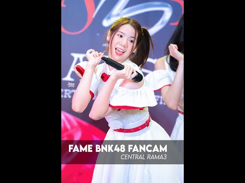 【Fame BNK48】First Rabbit / Heavy Rotation / ดีอะ (220227  First Rabbit Roadshow @CENTRAL RAMA 3)