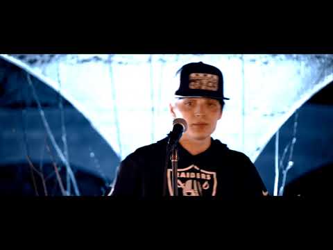 Peso Pluma - El 08 (En Vivo)