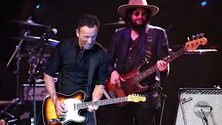 Bruce Springsteen & Dr. John - Right Place, Wrong Time - Live in New Orleans (03/05/2014)