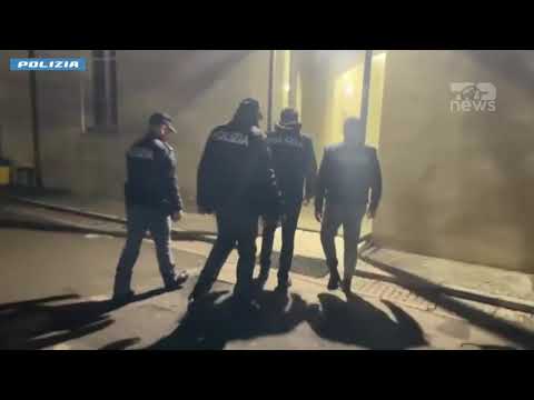 Top News - Tetë shqiptarë arrestohen në Itali. Akuza për organizatë kriminale në trafikun e kokainës