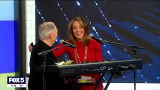 Neil Sedaka - Performs Medley (Good Day NY)