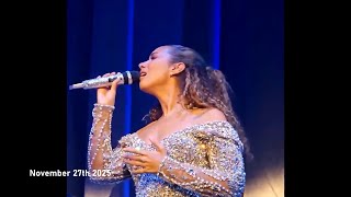 Leona Lewis - Winter + Santa + O Holy Night + Fly Me To The Moon - Las Vegas [November 27th 2025]