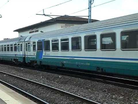 IC 586 Napoli C.le-Milano C.le (Montelupo 25-07-11)