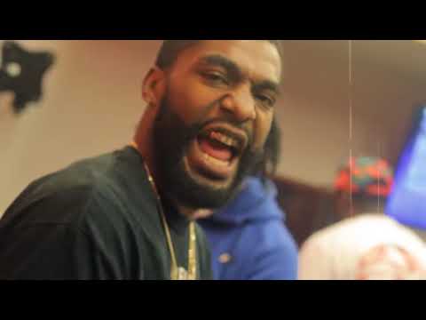 Easy Money x Young Bossi   Workin OFFICIAL MUSIC VIDEO