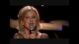 Olivia Newton John   The Promise The Dolphin Song) live Version 2006)