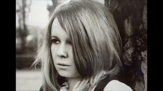 Sandy Denny - No End (home recording)