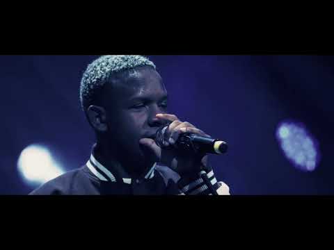 AKILLA - Vida Falsa Part. Orquestra Camerata Sesi (Ao vivo no Patrick Ribeiro)