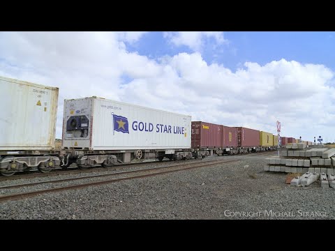 G527 XR559 G520 Leading 7902V Container Train From Mildura (22/3/2023) - PoathTV Australian Railways