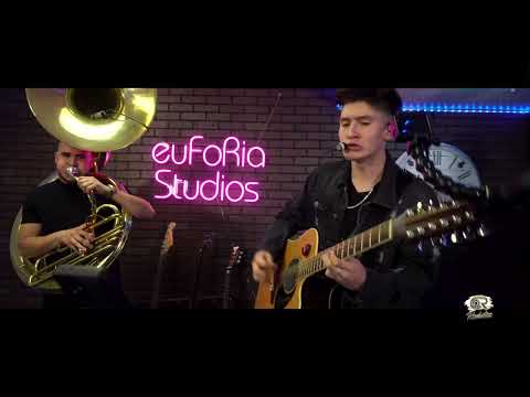 El basukaso, El 701. popurri corridos [en vivo].