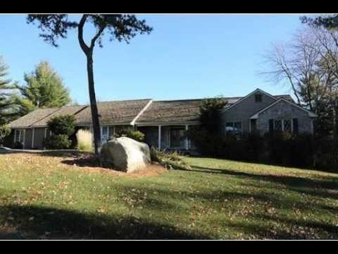 65 Carter Drive, Framingham, MA - Listed by Geraldine Connors