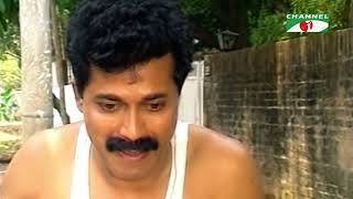 আজ একটা বিরাট ফাটাফাটি হইবো, মতি মিয়া বিচারের ধার ধারে না।