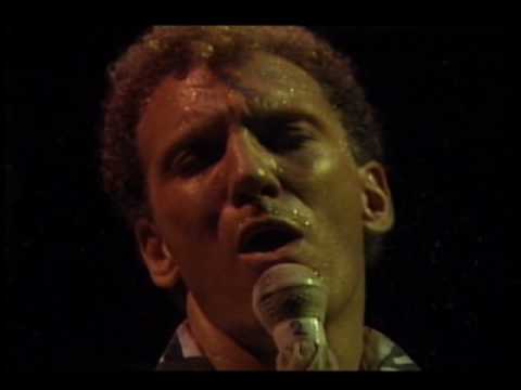 The Nylons - Up on the Roof (Official Music Video)