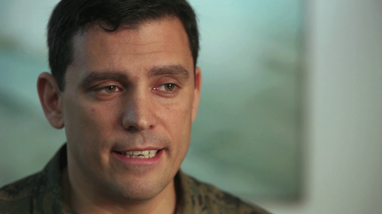 La última búsqueda — Official Trailer