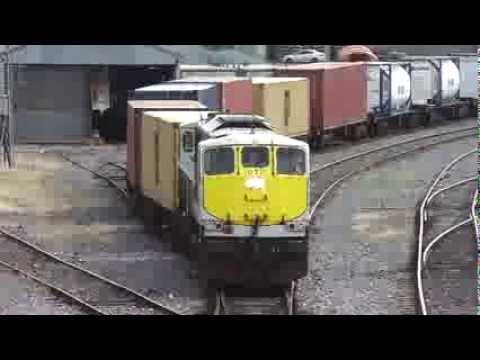 Irish Rail class 071 (075) + IWT Liner - North Wall, Dublin.