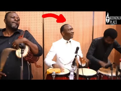 HOW DR PAUL ENENCHE PLAYED KONGA IN HIS CHURCH SERVICE #gospelmusic #dunamis #gospel