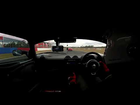 Lotus Exige 390 Vs Porsche 991 GT3 (PDK)