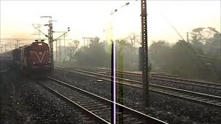 preview picture of video 'INDIAN RAILWAYS: TAMRALIPTA EXP. WISHES US GOODMORNING...!'