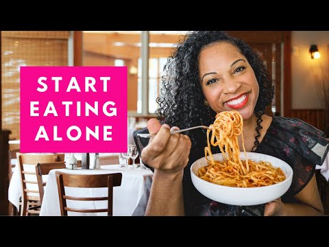 EATING ALONE AT A RESTAURANT: The Ultimate Guide to Solo Dining for New Solo Travelers