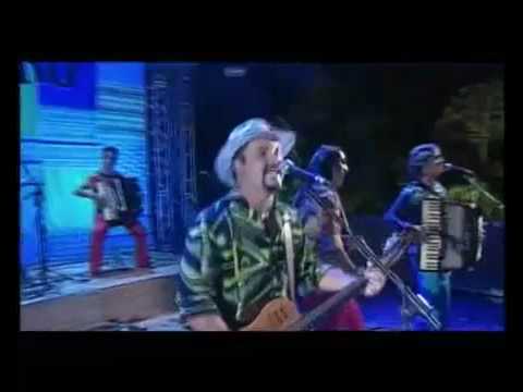 Leo Estakazero - Botando o pé na Estrada (Official Music Video)