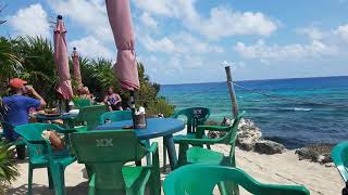 preview picture of video 'Coconuts Bar & Grill Cozumel View'