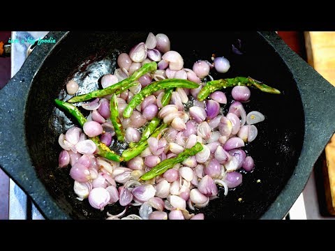 Colocasia tamarind curry Karunai kizhangu gravy for rice karunai kilangu puli kulambu
