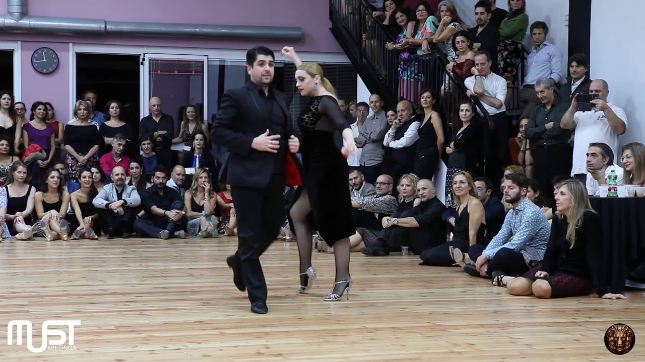 Show Fernando Sanchez Ariadna Naveira al MUST !!! Domenica 15.12.19