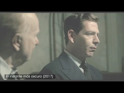 El instante más oscuro (2017). El Rey Alberto de Inglaterra visita a Churchill en su casa. [0185]