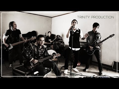 NaFF - Seharusnya Kita | Official Music Video