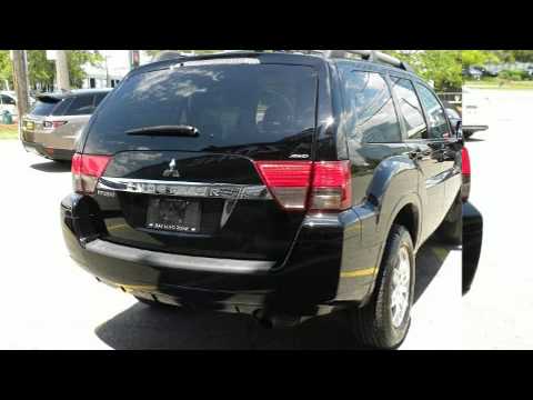 2011 Mitsubishi Endeavor  LEATHER SUNROOF BLUETOOTH AWD