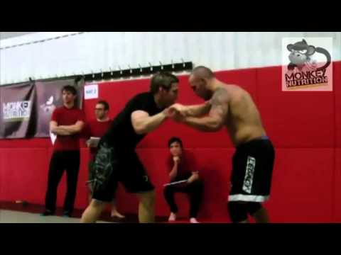 8) u87kgs Novice - Final - Tank Roberts (Stealth) vs. Dean Gaskell (Blackledge MMA)