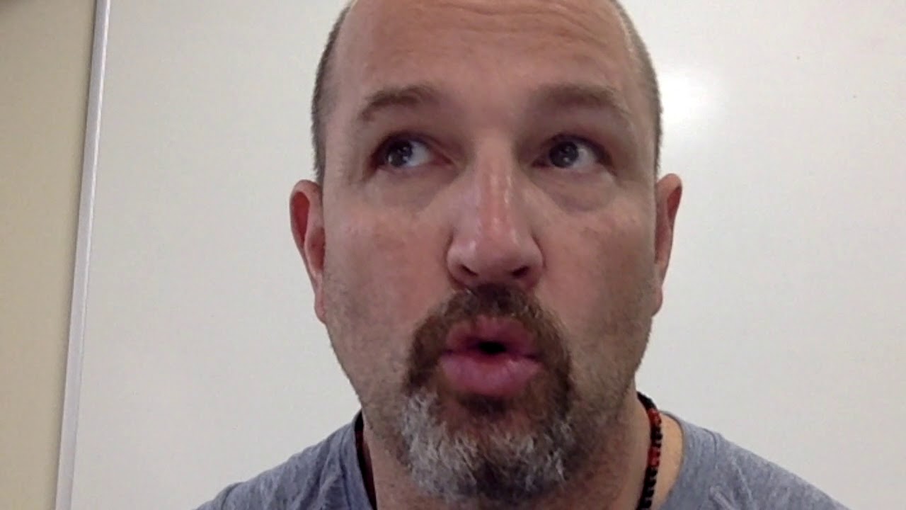 5 Secrets of Bedside Manner - YouTube