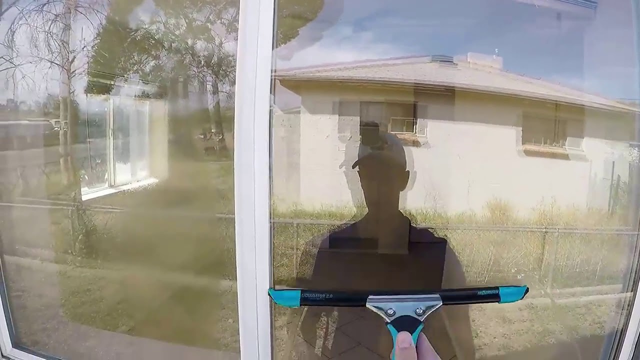 Oil-Flo for Window Cleaning