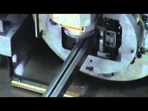 パイプレーザー加工・アマダ・FO3015RI・角パイプ|石川工業所