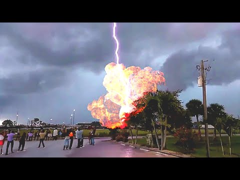 50 Moments Filmed Seconds Before Disaster !