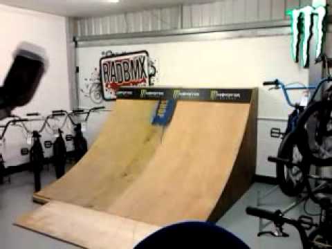 Alex Coleborn-few tricks on a small quarter