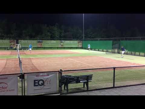 UVV Dennis vs. Jesse