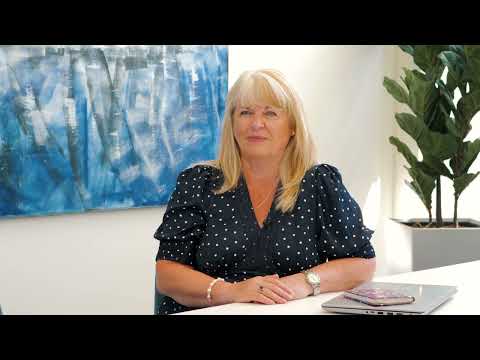 About The Mindfulness Academy with Carmel Farnan