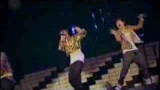 Big Bang - Crazy Dog + Hwansang Sogui Geudae (concert)