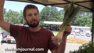 preview picture of video 'Dutch Buffalo Farm at the Chatham Mills Farmers' Market in Pittsboro'