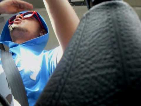 Vipe Mc - Um passo mais perto - Video Split