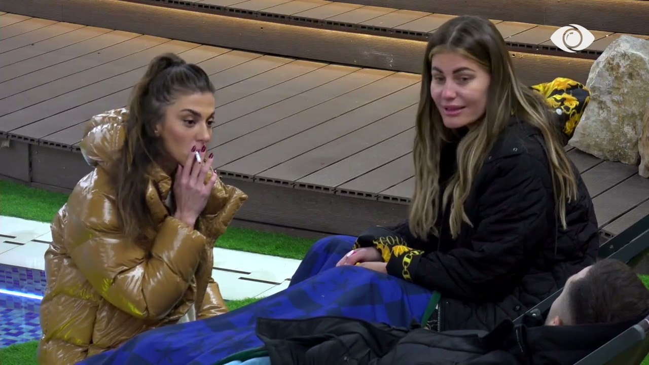 “Çfarë ju mungon ju që të dridhni shtëpinë?”/ Valbona-Jozit dhe Loredanës: Turp t’ju vijë…