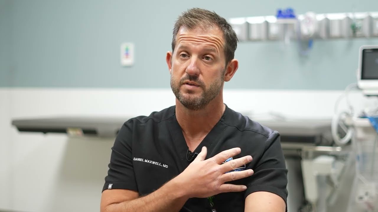 When to Visit an Orthopedic Doctor - Daniel Maxwell, MD